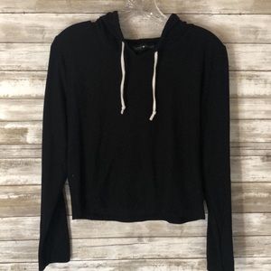 Medium cropped athletic top.